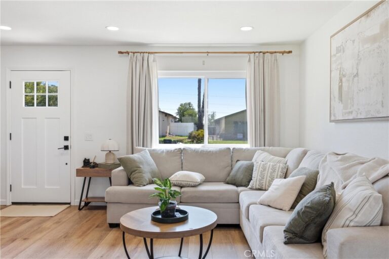 7568 Hyssop, Rancho Cucamonga