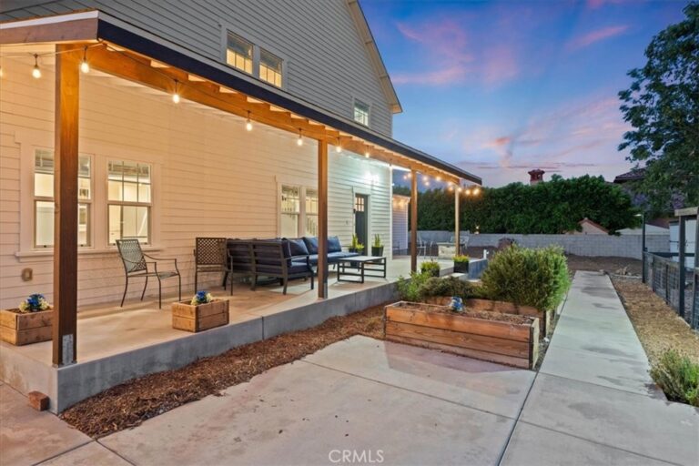 765 W 22nd Street, Upland