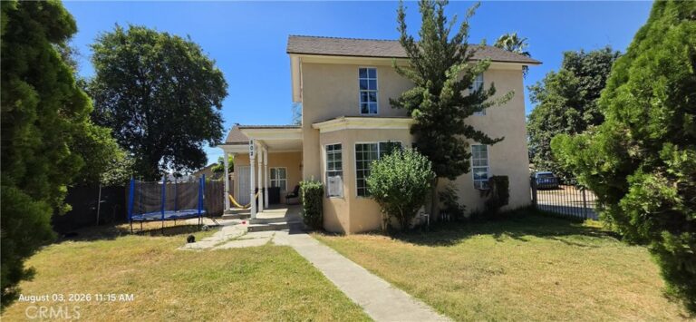 802 W 7th Street, Pomona