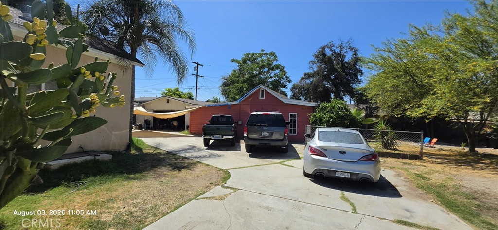 802 W 7th Street, Pomona