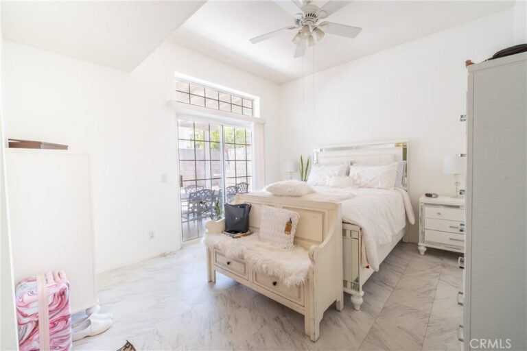 8026 Palermo, Fontana