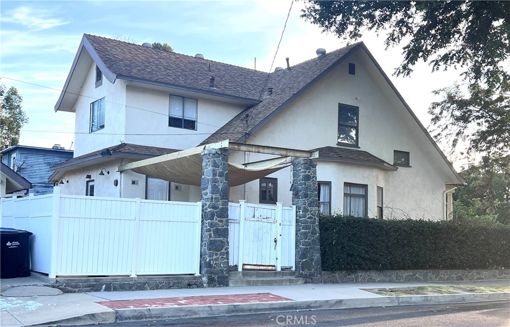 807 N Gibbs, Pomona