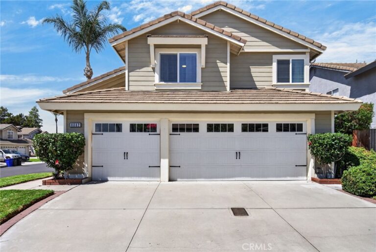 8082 Summer Place, Fontana