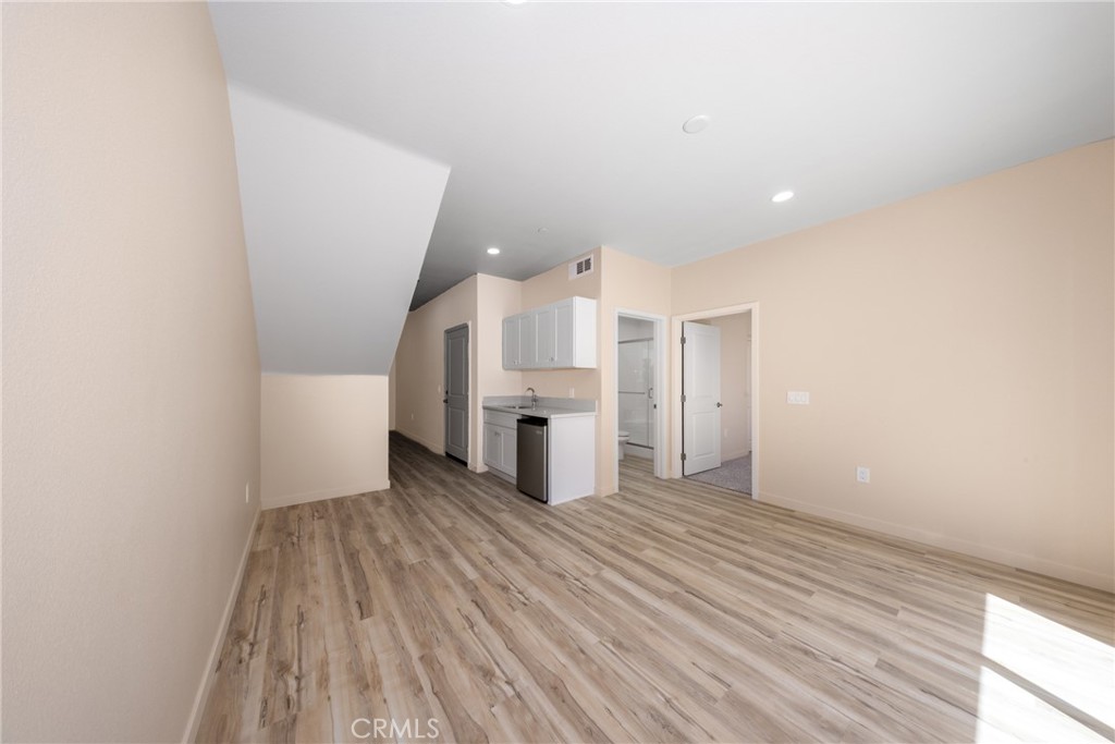 8185 Amerena Way, Fontana