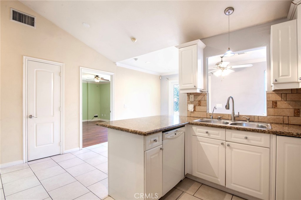 819 Plaza Serena, Ontario