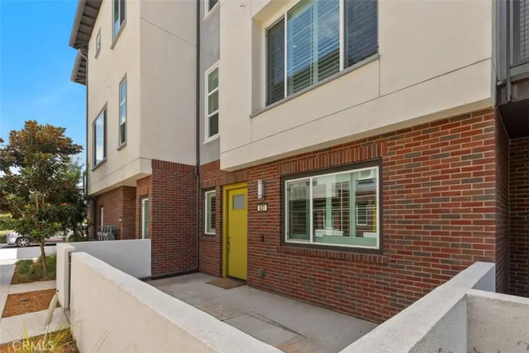 821 Hudson, West Covina