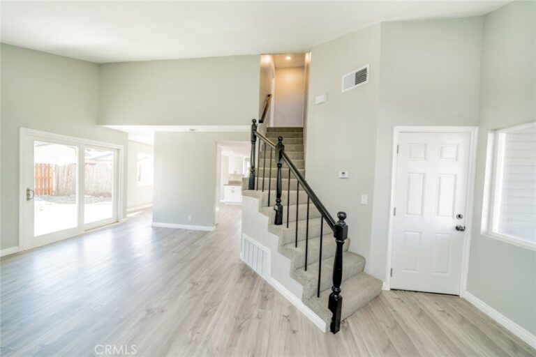 827 S Tamarisk Avenue, Rialto