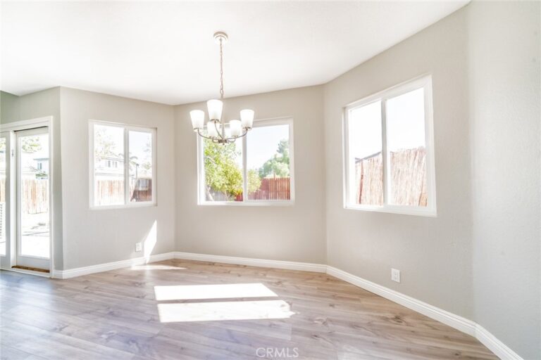 827 S Tamarisk Avenue, Rialto