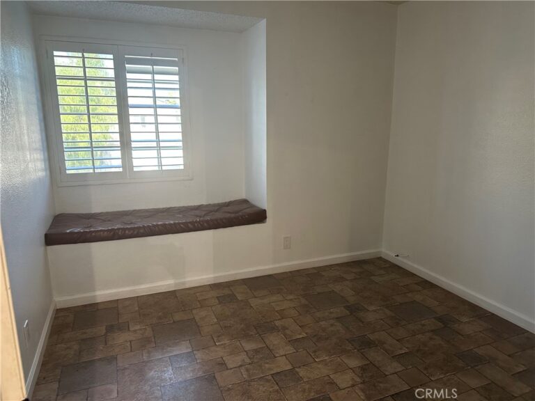 832 S Rexford, Rialto