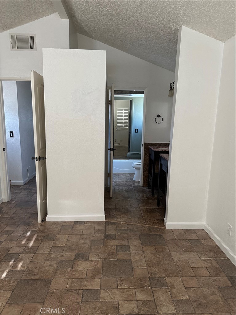 832 S Rexford, Rialto