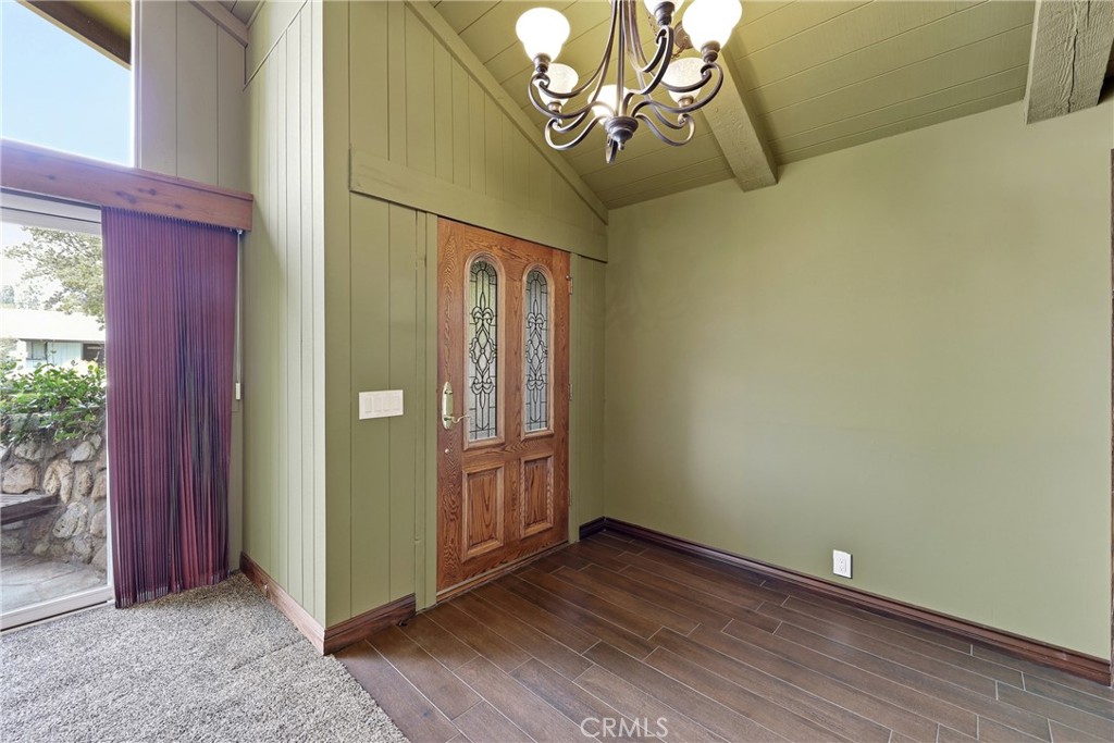 838 Maryhurst, Claremont