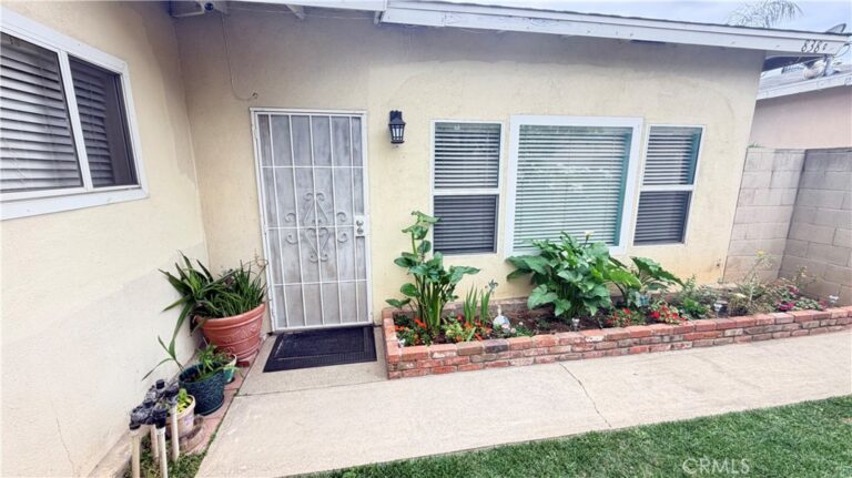 838 Sycamore Court, Upland