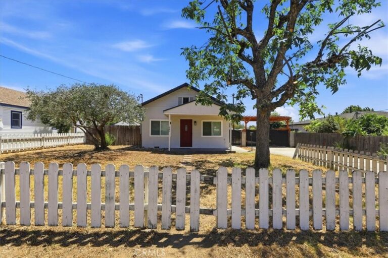 846 N 4th Avenue, Upland