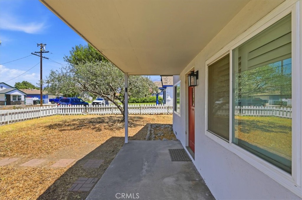 846 N 4th Avenue, Upland