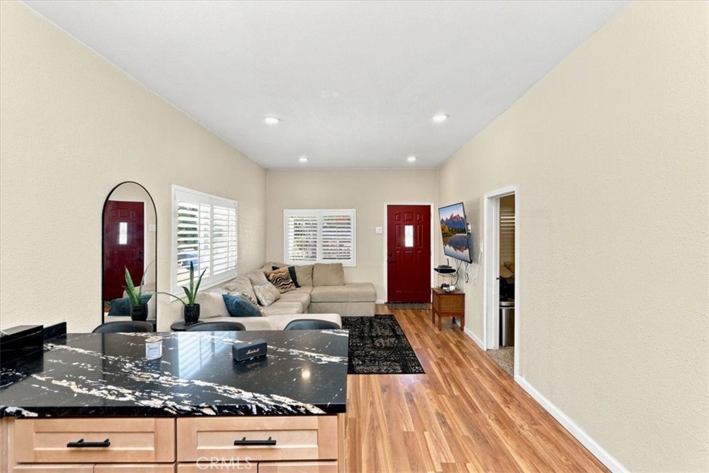846 N 4th Avenue, Upland