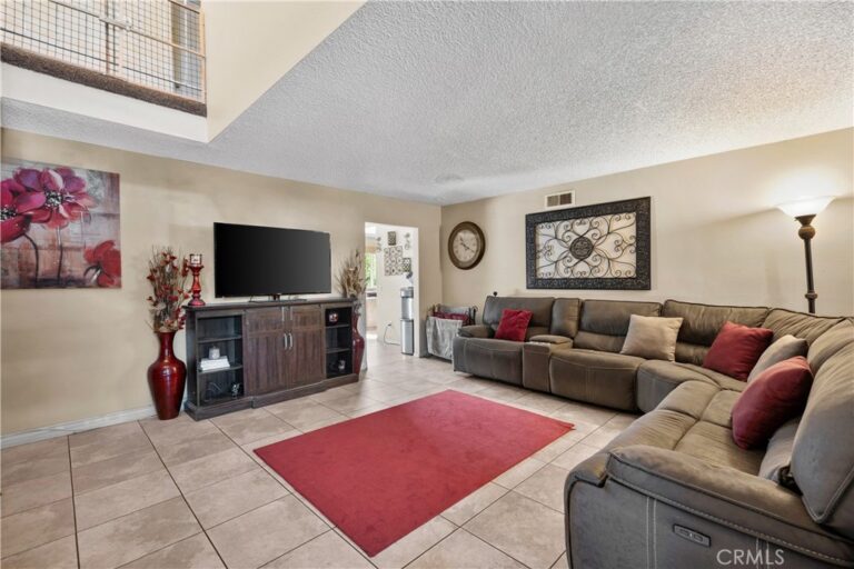 859 S Spruce, Rialto