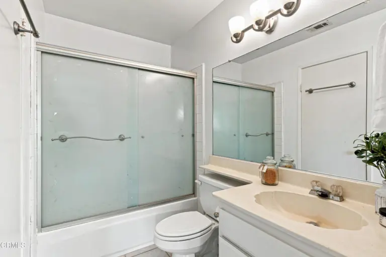 859 W 13th Street #2, Azusa