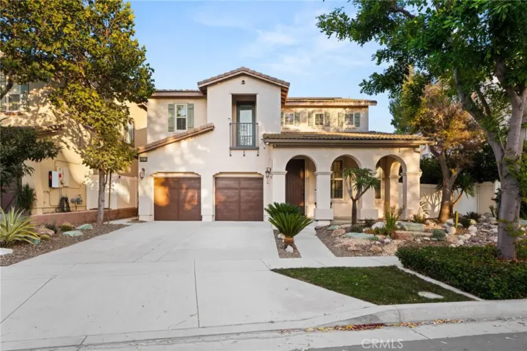 8607 Alder Creek, Chino