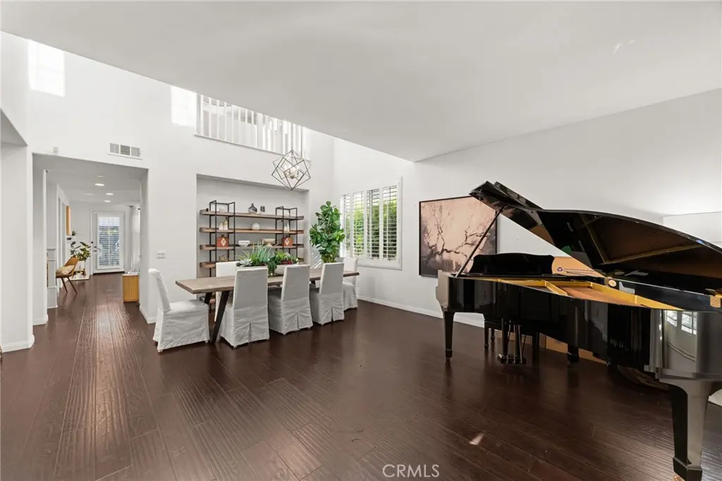 8607 Alder Creek, Chino