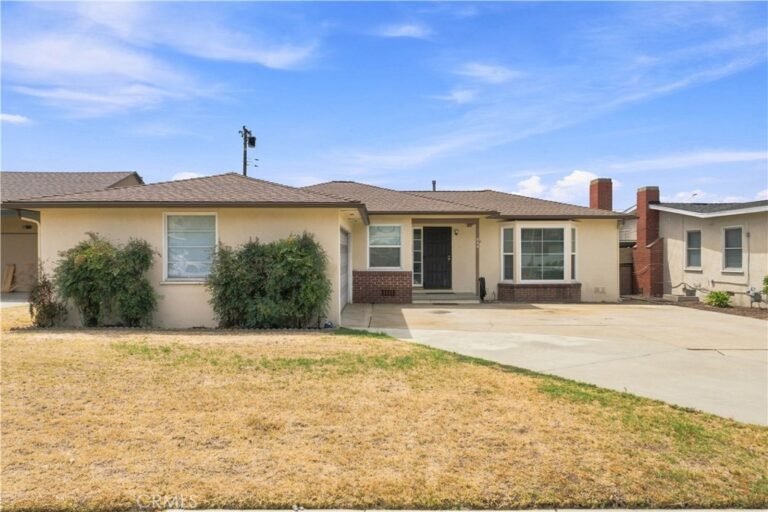 868 James Place, Pomona