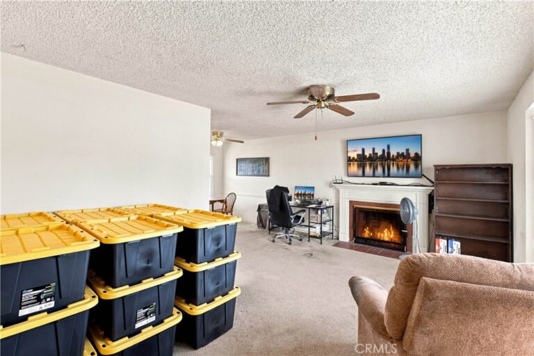 868 James Place, Pomona