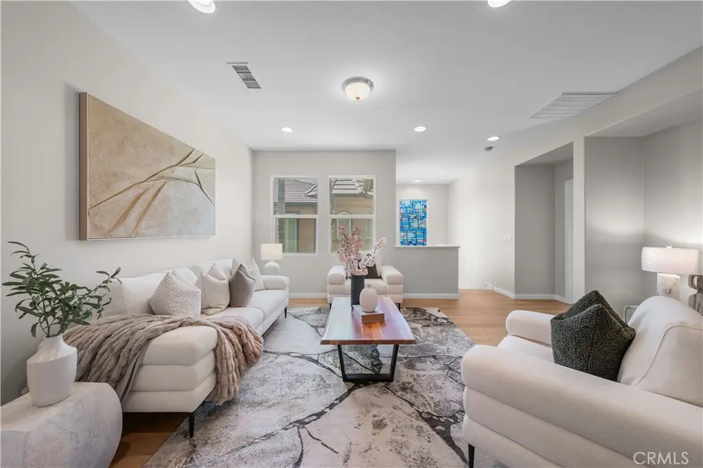 8729 Candlewood Street, Chino
