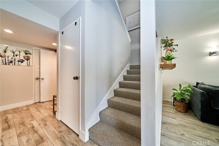 874 Northwood, Pomona