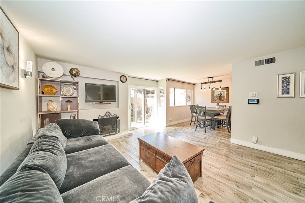 874 Northwood, Pomona