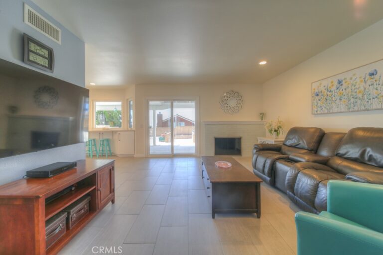 890 W 21 Street, Upland