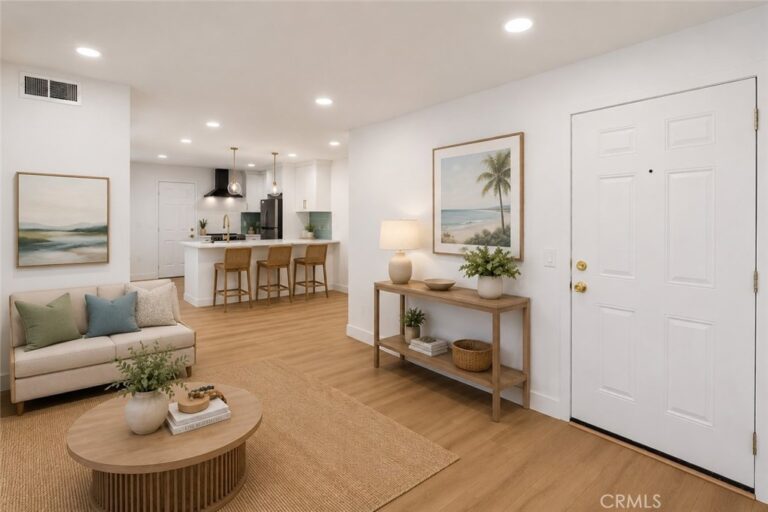 9010 Newport #3, Fontana