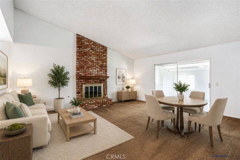 9136 Dumond Drive, Fontana