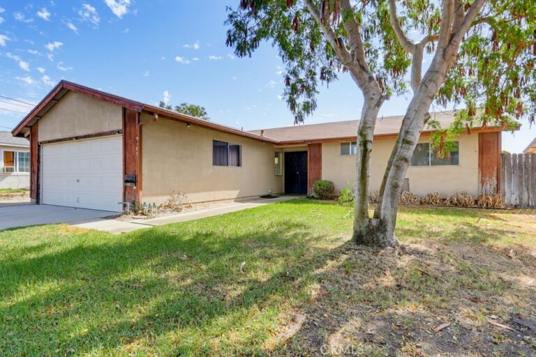9187 Cypress, Fontana