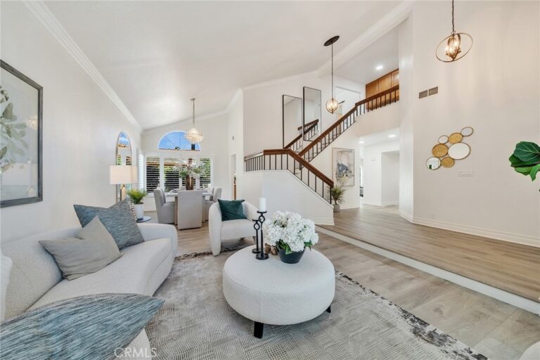 919 W 14th st, Upland