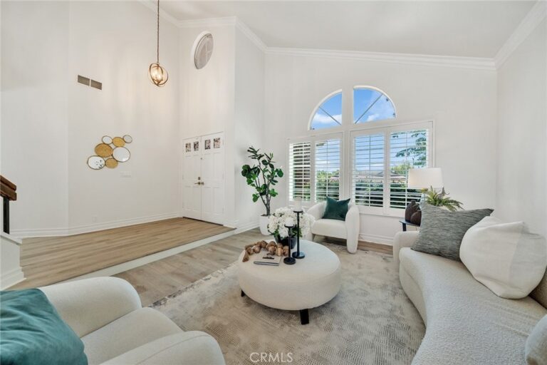 919 W 14th st, Upland