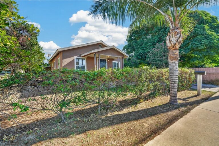 921 W Grand, Pomona