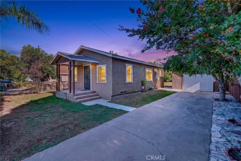 921 W Grand, Pomona