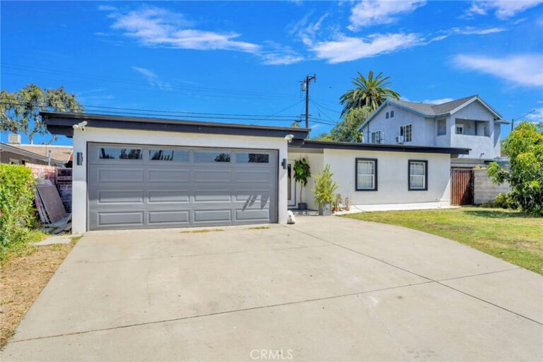 923 Hallwood Avenue, Pomona
