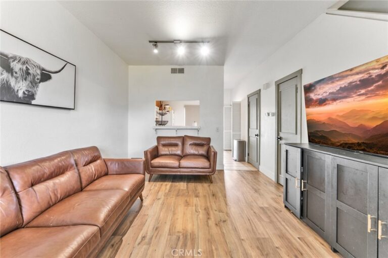 926 W Philadelphia #K57, Ontario