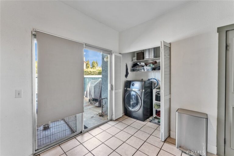 926 W Philadelphia #K57, Ontario