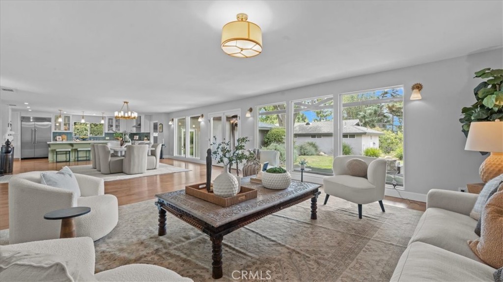 938 E Pomello Drive, Claremont