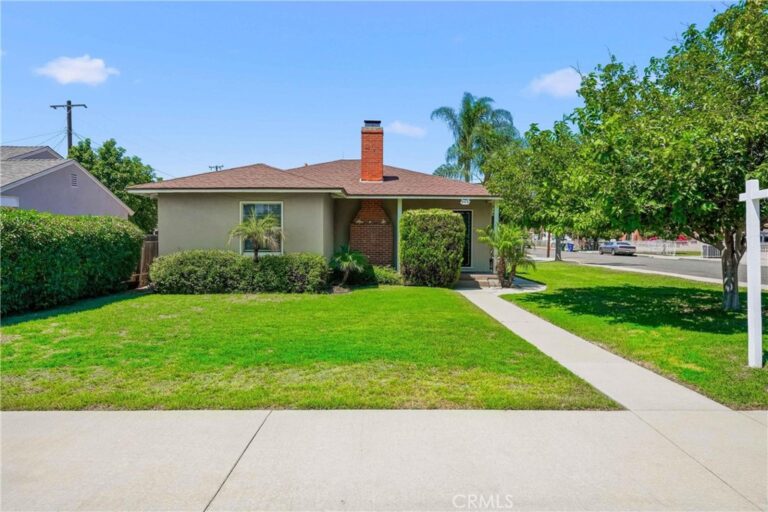 943 E Olive, Pomona