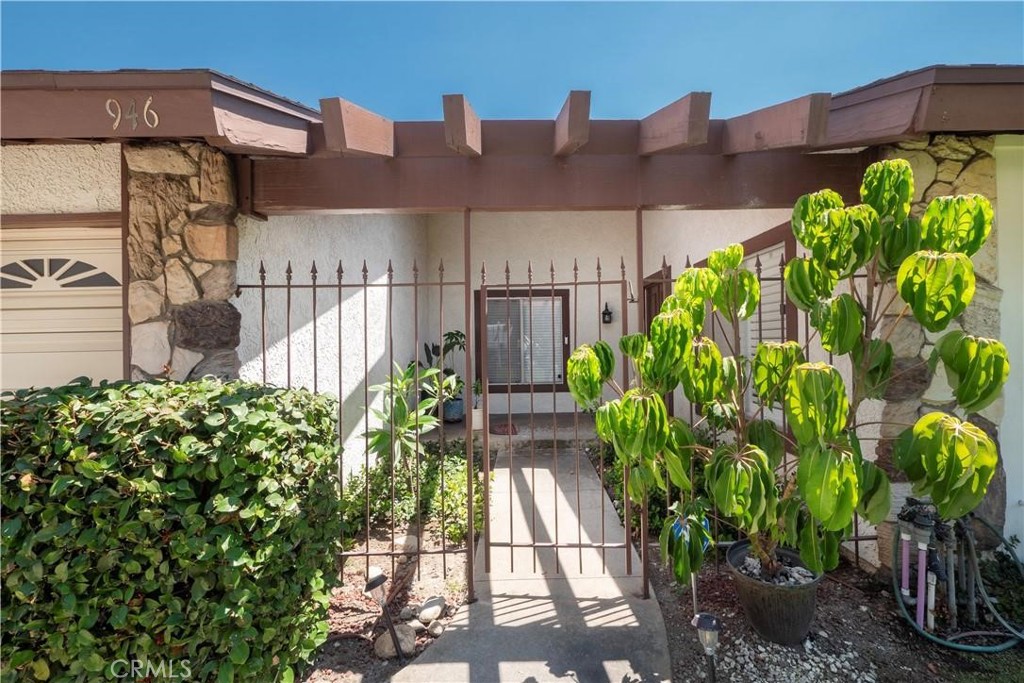 946 Coronado, Upland