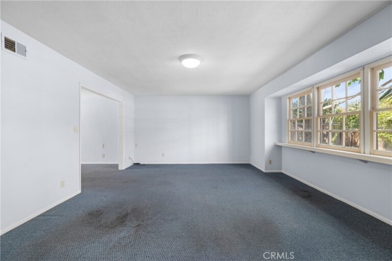 948 W Buffington, Upland