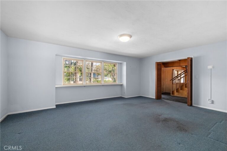948 W Buffington, Upland