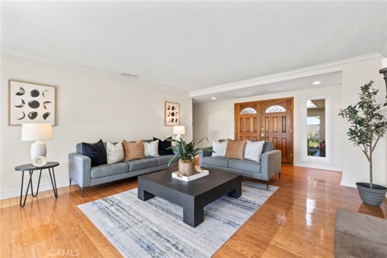 956 W 14th Street, Upland