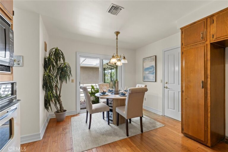 956 W 14th Street, Upland