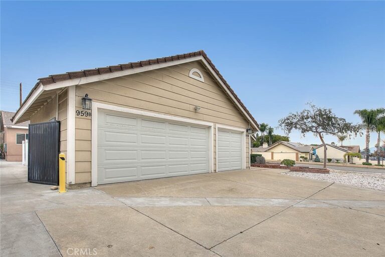 959 Kenwood Street, Upland