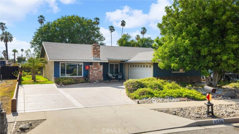 9596 Tangelo Ave, Fontana