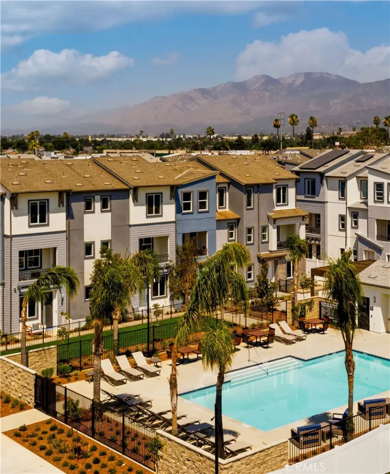967 Angeline Rd, Covina