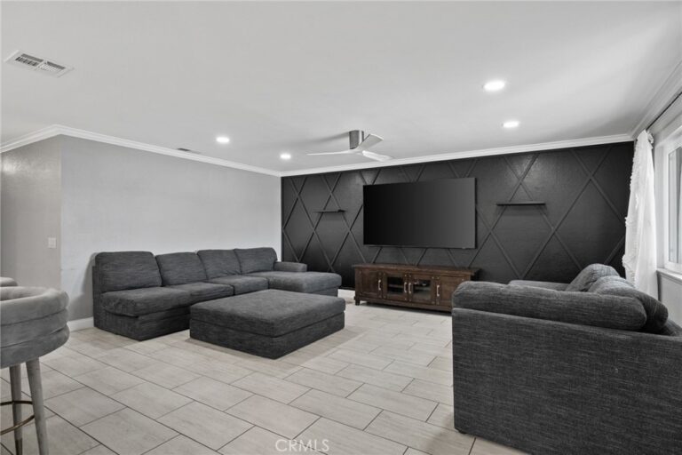 9954 Albany, Rancho Cucamonga